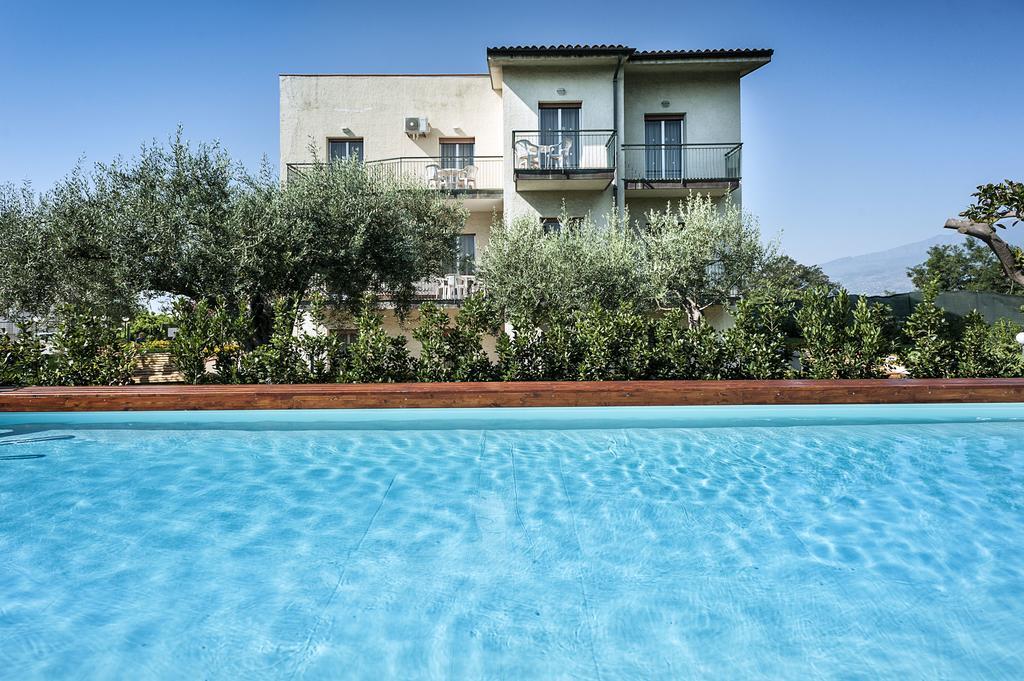 Villa Collina جيارديني ناكسوس المظهر الخارجي الصورة