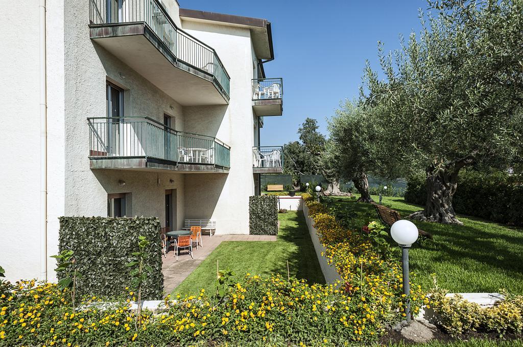 Villa Collina جيارديني ناكسوس المظهر الخارجي الصورة